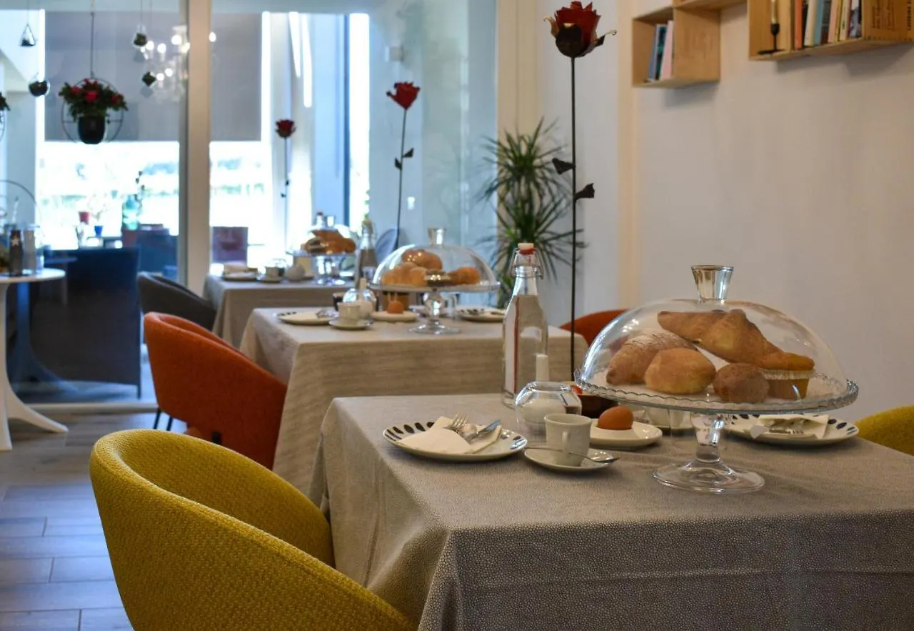Bed And Breakfast Le Giale Castelnuovo del Garda 0*,